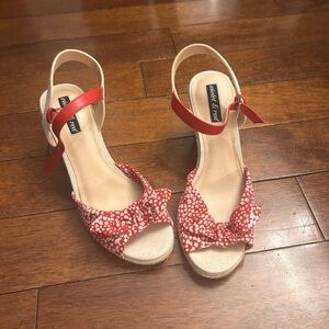 Red and White Wedge Sandals from Violet and Red